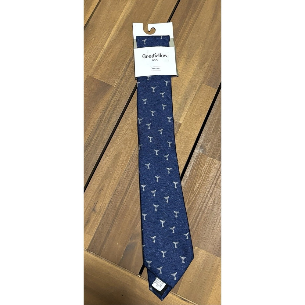 Goodfellows Co Whale Necktie Whale Tail New With Tags